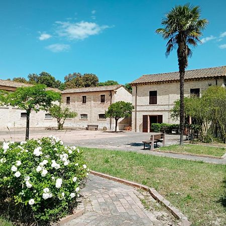 Casa Famiglia Di Nazareth Hotel Loreto Exterior foto